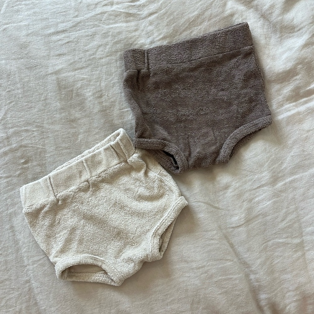 Pair of Kate Quinn 3-6m Terry Bloomers